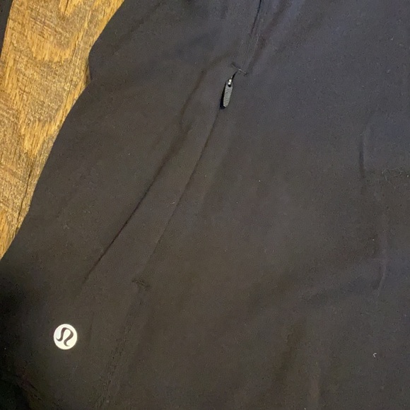 Lululemon, size 2, long sleeve, great condition, never worn, too small for me. - Picture 6 of 6